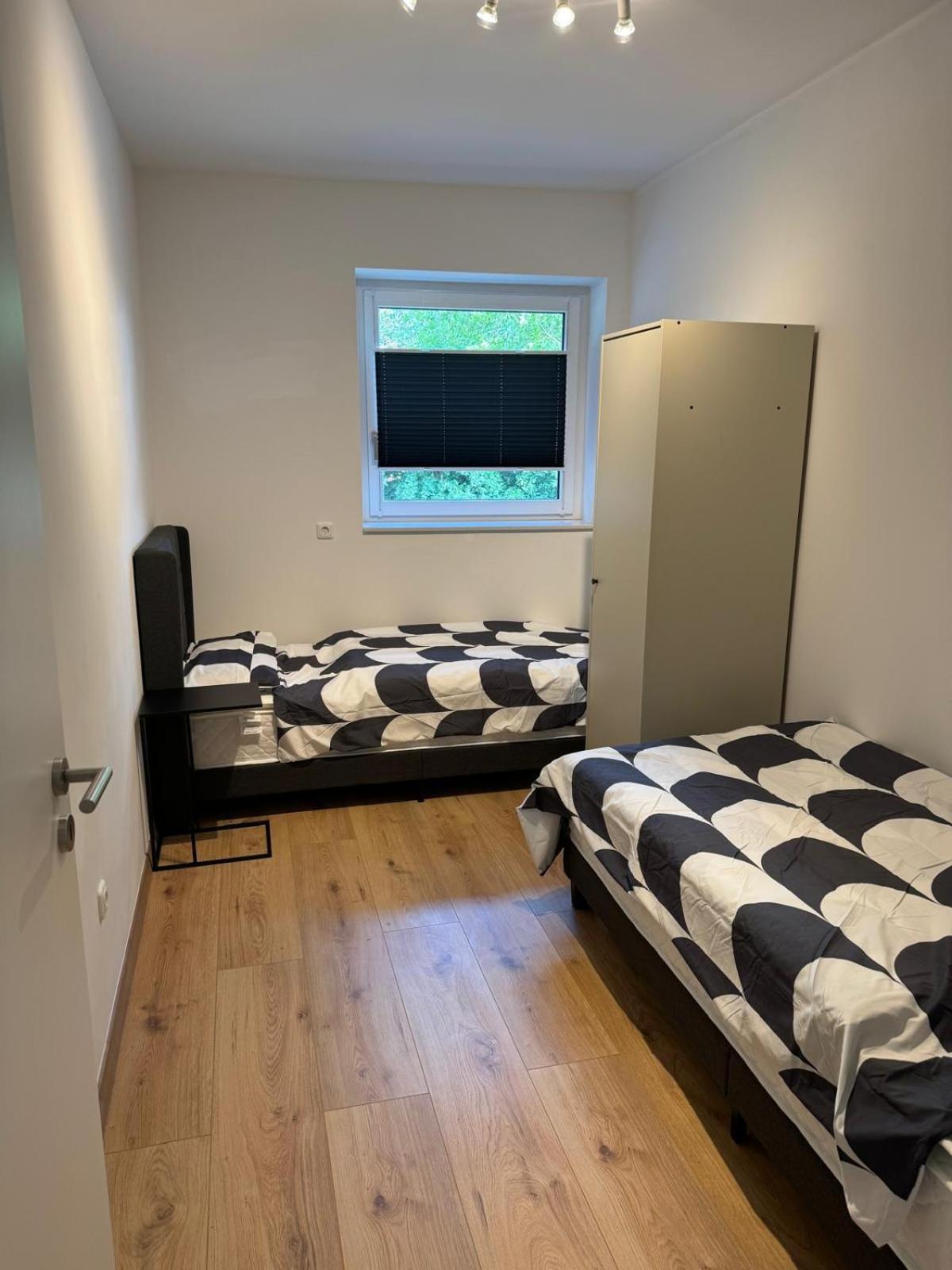 Moderne Mit Balkon 1