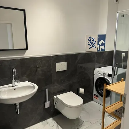 Moderne Ferienwohnung Mit Balkon 1 Lübeck Exterior foto