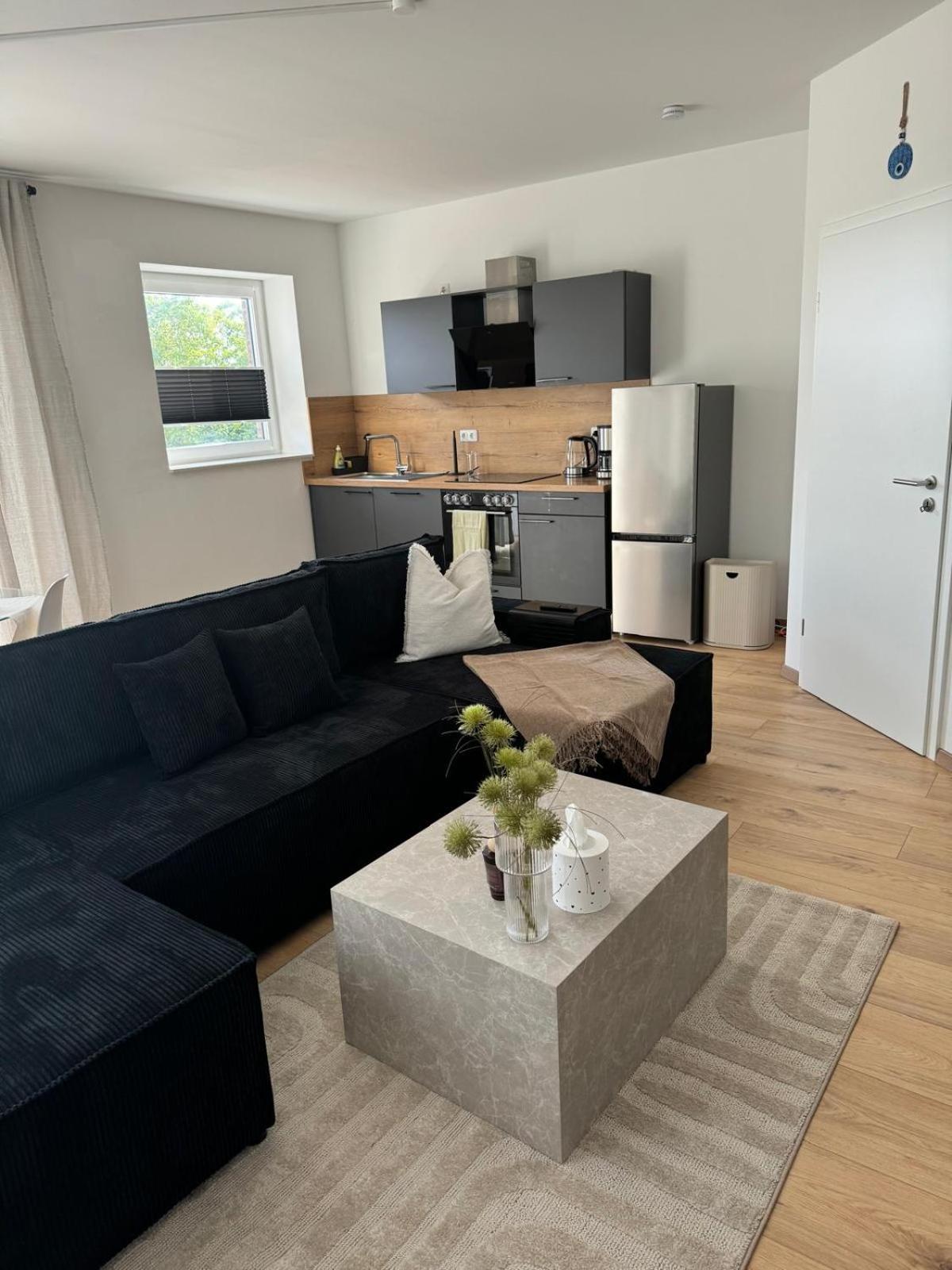 Moderne Mit Balkon 1 Apartment Lubeck